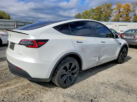 2023 Tesla Model Y VIN 7SAYGDEE2PF662882 фото 3