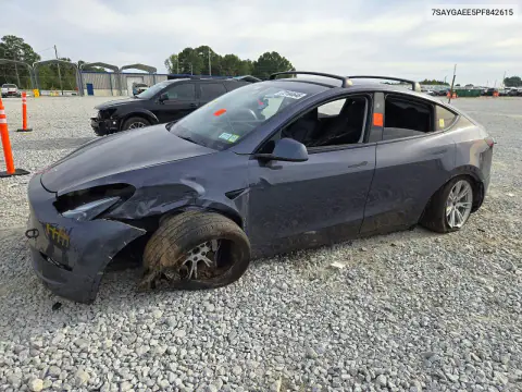 7SAYGAEE5PF842615 — 2023 Tesla Model Y, Передняя часть, фото до ремонта