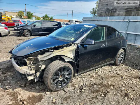7SAYGAEE2PF921238 — 2023 Tesla Model Y, Передняя часть, фото до ремонта