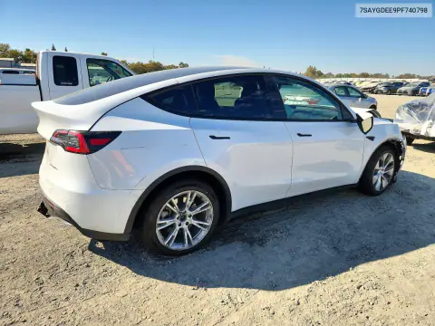 2023 Tesla Model Y VIN 7SAYGDEE9PF740798 фото 3
