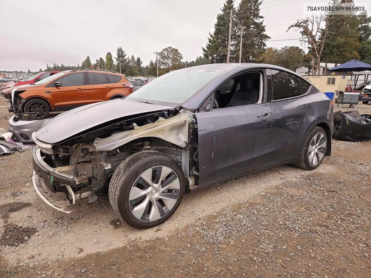 2023 Tesla Model Y VIN 7SAYGDEE9PF965903 фото 1