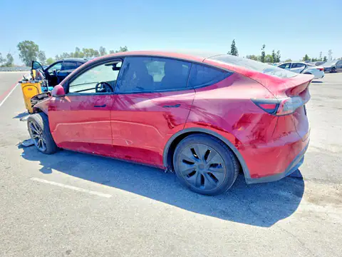 7SAYGDEDXRF193356 — 2024 Tesla Model Y, фото 2 с аукциона Copart 13.10.2026, Передняя часть