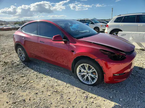2024 Tesla Model Y VIN 7SAYGDEE2RF065900 фото 4