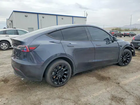2024 Tesla Model Y VIN 7SAYGDEE1RA270752 фото 3
