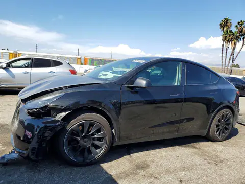 7SAYGDED3RF057666 — 2024 Tesla Model Y, Передняя часть (Front End), фото до ремонта