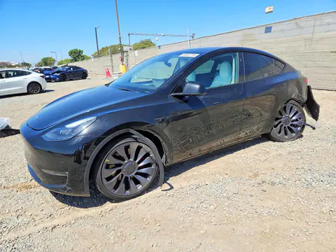 7SAYGDEF8RF132993 — 2024 Tesla Model Y, Задняя часть (Rear End), фото до ремонта