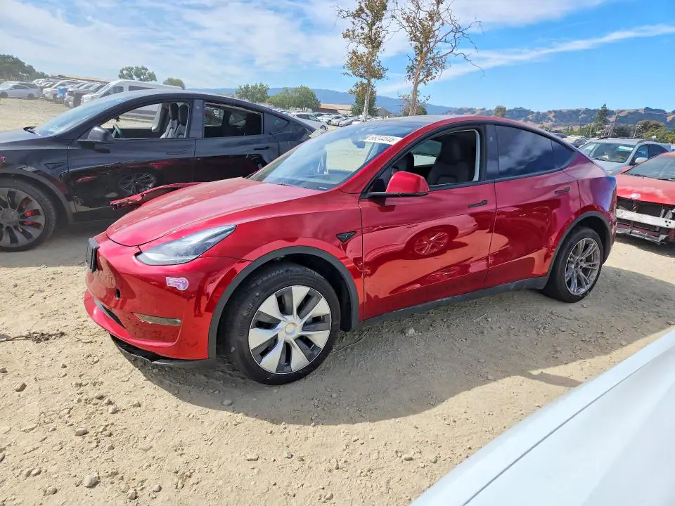 7SAYGDEE3RF003101 Tesla Model Y 2024 — повреждение Передняя часть, фото до ремонта