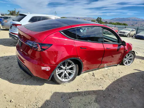 7SAYGDEE3RF003101 — 2024 Tesla Model Y, фото 3 с аукциона Copart 13.10.2026, Передняя часть