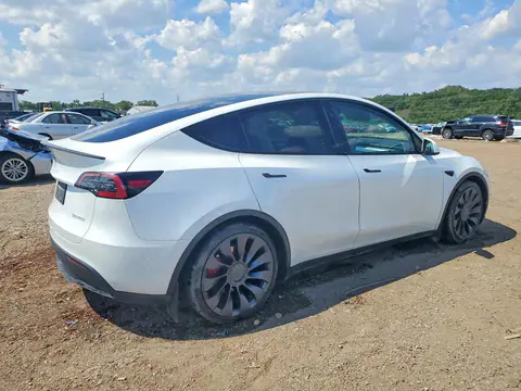 2024 Tesla Model Y VIN 7SAYGDEF3RA299243 фото 3