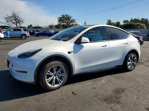 7SAYGDED0RF033308 — 2024 Tesla Model Y, Передняя часть (Front End), фото до ремонта