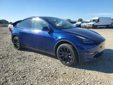 2024 Tesla Model Y VIN 7SAYGDEE5RF004377 фото 4
