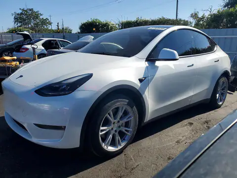 7SAYGDEE0RF066981 — 2024 Tesla Model Y, Боковая часть (Side), фото до ремонта