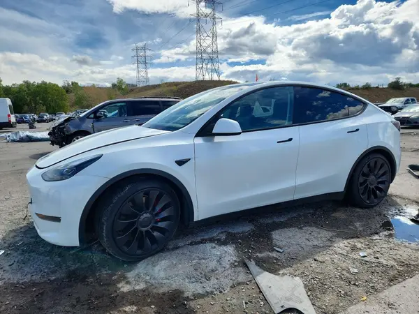 7SAYGDEF3RA329244 — 2024 Tesla Model Y, Передняя часть (Front End), фото до ремонта