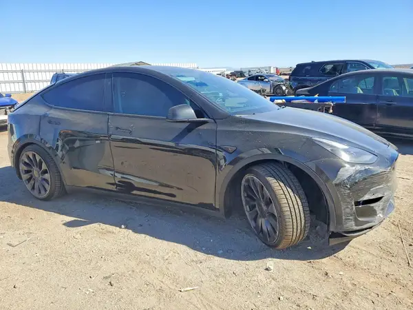7SAYGDEF3RF057457 — 2024 Tesla Model Y, фото 4 с аукциона Copart, Задняя часть