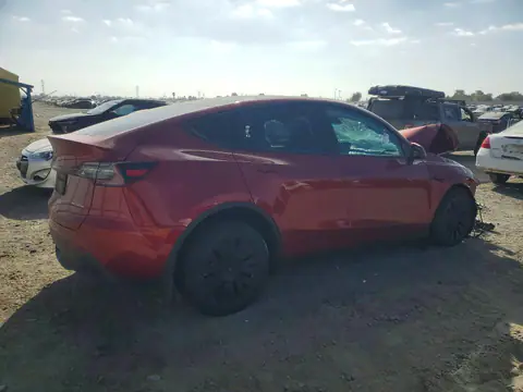 2024 Tesla Model Y VIN 7SAYGDEEXRF983555 фото 3