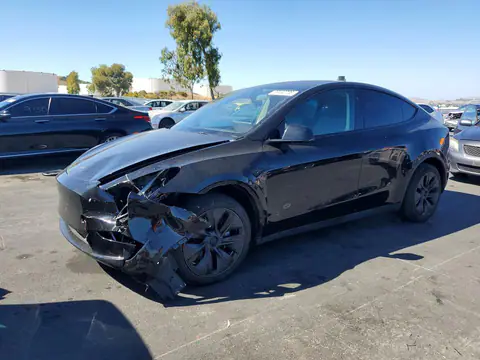 7SAYGDED8RF123452 — 2024 Tesla Model Y, Передняя часть (Front End), фото до ремонта