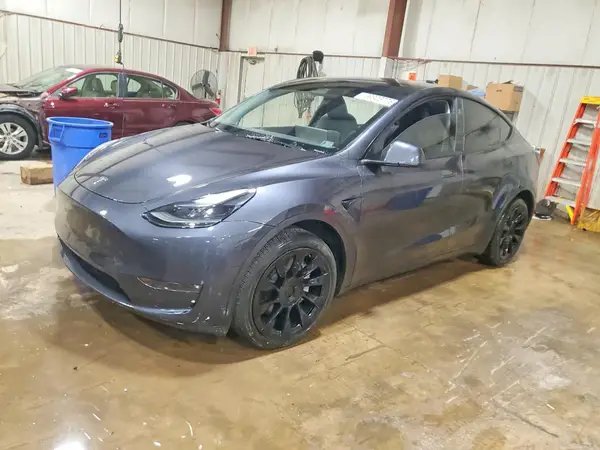 7SAYGDEE5RA278479 — 2024 Tesla Model Y, Боковая часть (Side), фото до ремонта