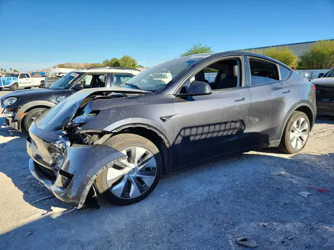 7SAYGDEE7RF991046 — 2024 Tesla Model Y, Передняя часть (Front End), фото до ремонта