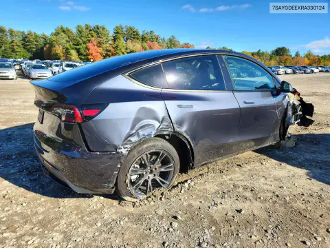2024 Tesla Model Y VIN 7SAYGDEEXRA330124 фото 3