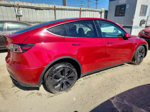 2025 Tesla Model Y VIN 7SAYGAEE9SF263023 фото 3