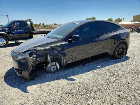 7SAYGDED9SF321706 — 2025 Tesla Model Y, Передняя часть (Front End), фото до ремонта