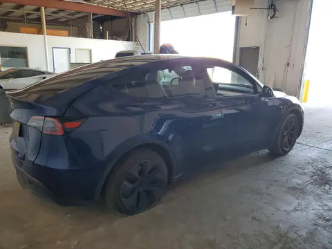 2025 Tesla Model Y VIN 7SAYGDED5SF253436 фото 3