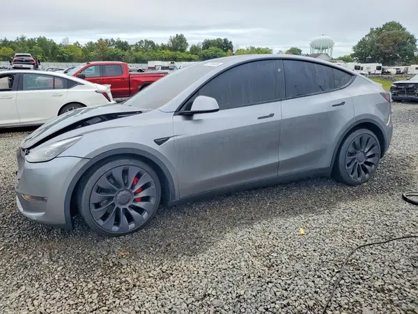 7SAYGDEF0SA349862 — 2025 Tesla Model Y, Передняя часть (Front End), фото до ремонта