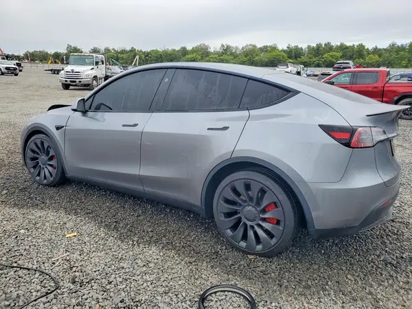 7SAYGDEF0SA349862 — 2025 Tesla Model Y, фото 2 с аукциона Copart, Передняя часть