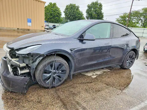 7SAYGDEE5SF262694 — 2025 Tesla Model Y, Передняя часть (Front End), фото до ремонта