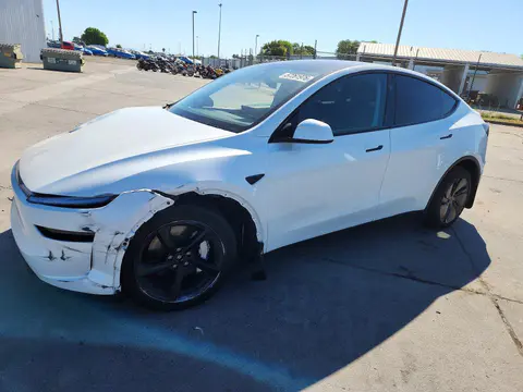 7SAYGDEE1TF434253 — 2026 Tesla Model Y, Передняя часть (Front End), фото до ремонта