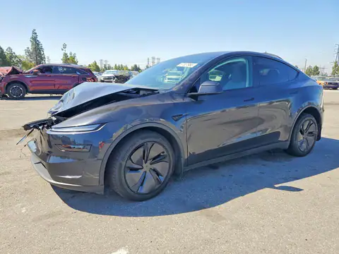 7SAYGDEEXTF346785 — 2026 Tesla Model Y, Передняя часть (Front End), фото до ремонта