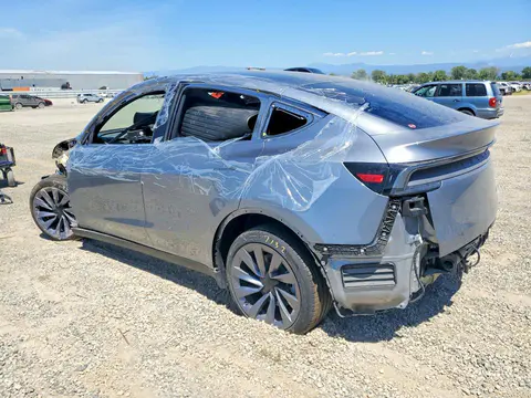 2026 Tesla Model Y VIN 7SAYGDEE8TF597126 фото 2