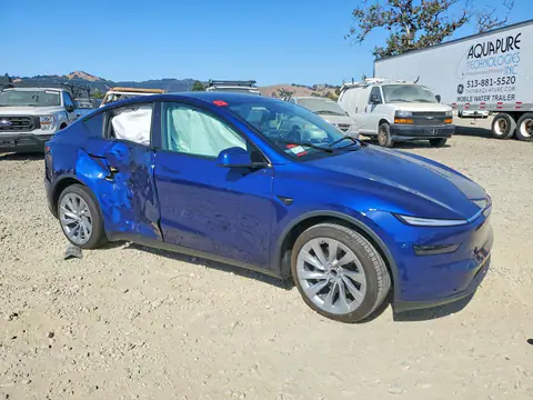 2026 Tesla Model Y VIN 7SAYGDED2TF460206 фото 4