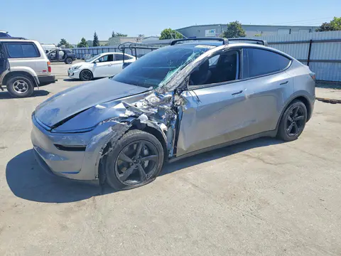 7SAYGDEE6TF341079 — 2026 Tesla Model Y, Передняя часть (Front End), фото до ремонта
