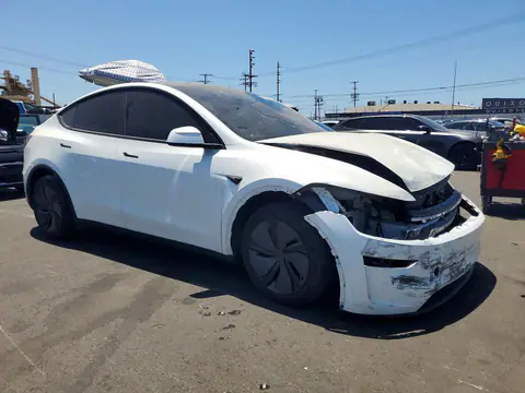 7SAYGDEE0TF373154 — 2026 Tesla Model Y, фото 4 с аукциона Copart 30.09.2026, Передняя часть