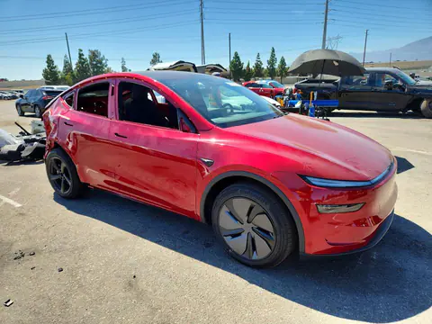 2026 Tesla Model Y VIN 7SAYGDEE5TF620880 фото 4