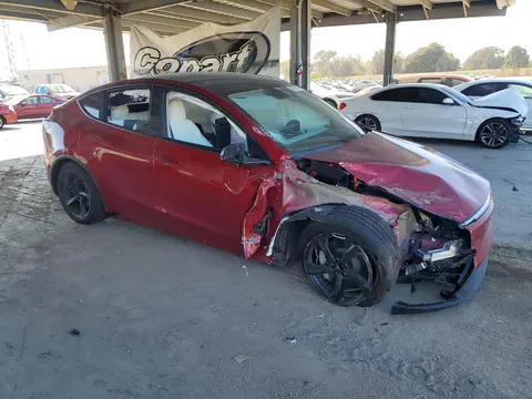2026 Tesla Model Y VIN 7SAYGDED6TF377538 фото 4