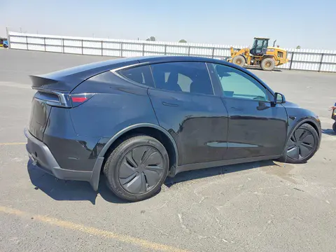 2026 Tesla Model Y VIN 7SAYGAEE9TF600940 фото 3