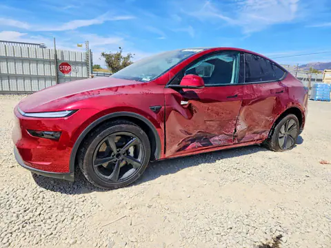 7SAYGDED8TF376925 — 2026 Tesla Model Y, Боковая часть (Side), фото до ремонта
