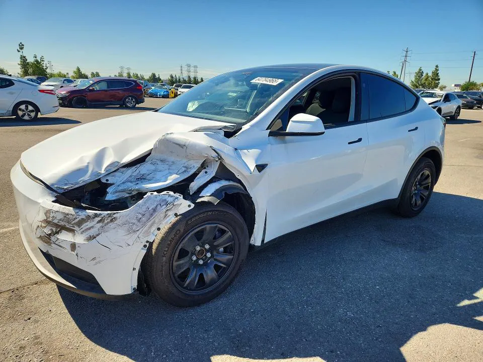 2026 Tesla Model Y VIN 7SAYGDED1TA604387 фото 1