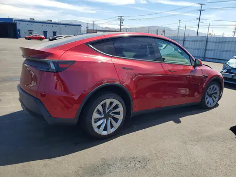 2026 Tesla Model Y VIN 7SAYGDEE2TF325803 фото 3