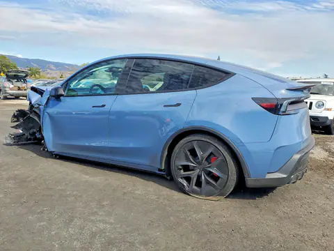 7SAYGDET1TA735178 — 2026 Tesla Model Y, фото 2 с аукциона Copart 29.09.2026, Передняя часть