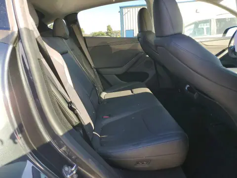 2026 Tesla Model Y VIN 7SAYGDEE1TF348361 фото 10