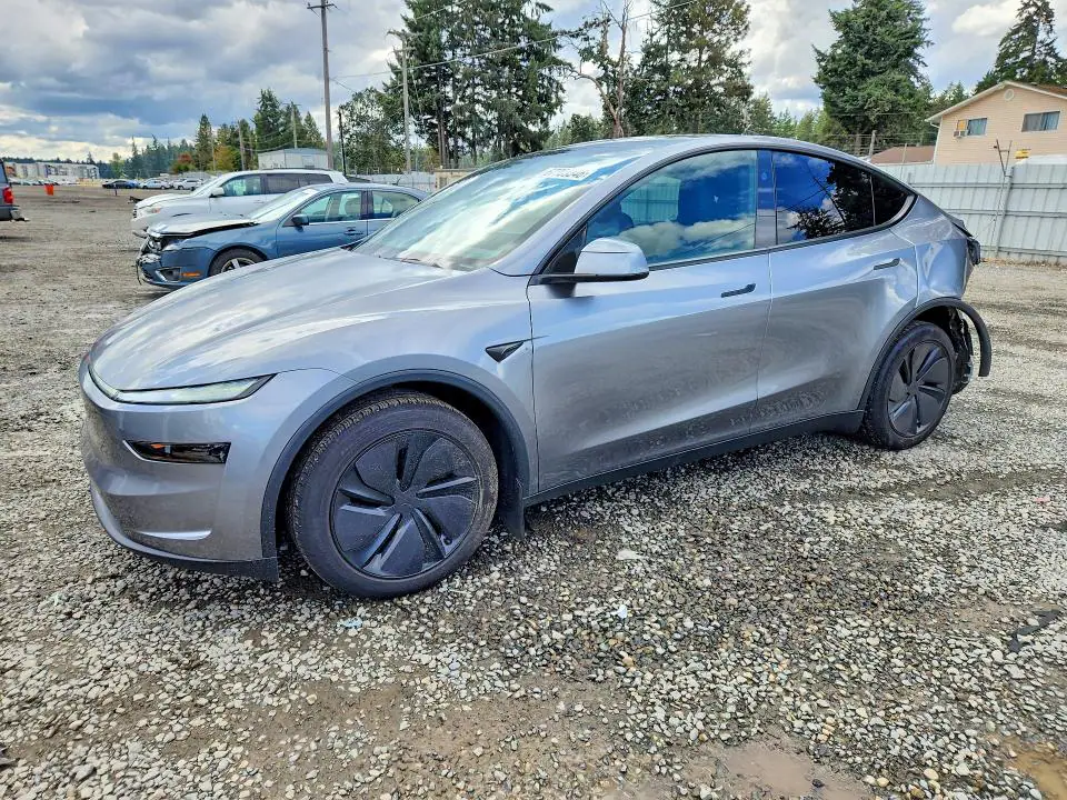 7SAYGDEE1TF604594 Tesla Model Y 2026 — повреждение Задняя часть, фото до ремонта