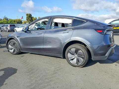 2026 Tesla Model Y VIN 7SAYGDED9TF399615 фото 2