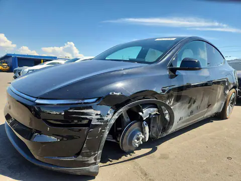 7SAYGDED0TF651168 Tesla Model Y 2026 — повреждение Передняя часть, фото до ремонта