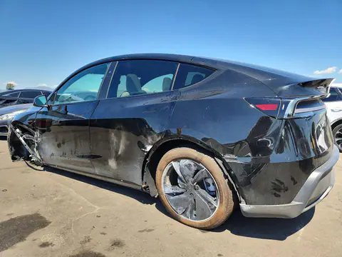 7SAYGDED0TF651168 — 2026 Tesla Model Y, фото 2 с аукциона Copart 14.10.2026, Передняя часть