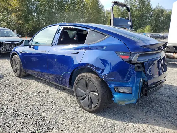 7SAYGDEE8TF588099 — 2026 Tesla Model Y, фото 2 с аукциона Copart 28.09.2026, Задняя часть