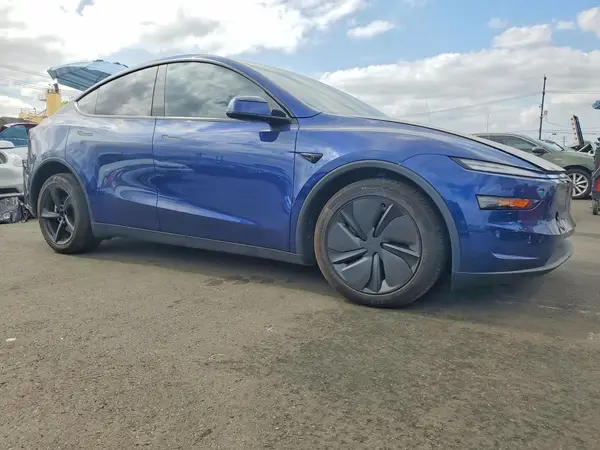 7SAYGDED3TF610145 — 2026 Tesla Model Y, фото 4 с аукциона Copart, Передняя часть
