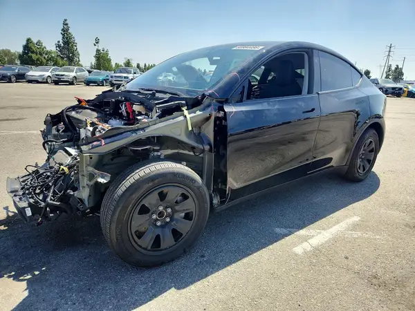 7SAYGDED0TA604817 — 2026 Tesla Model Y, Передняя часть (Front End), фото до ремонта